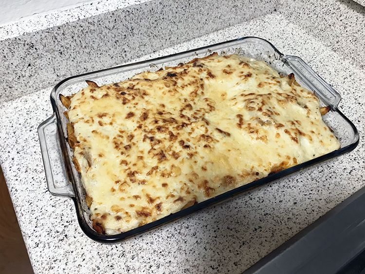 Macarrones con carne picada y bechamel