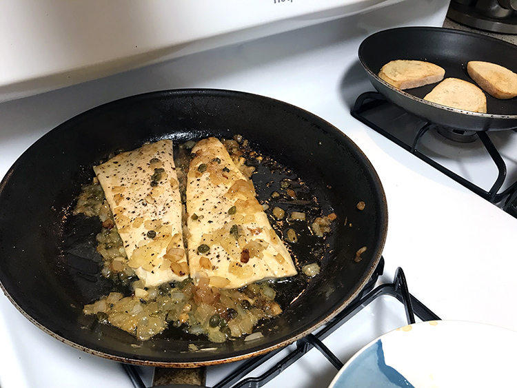 Trucha con salsa de limon